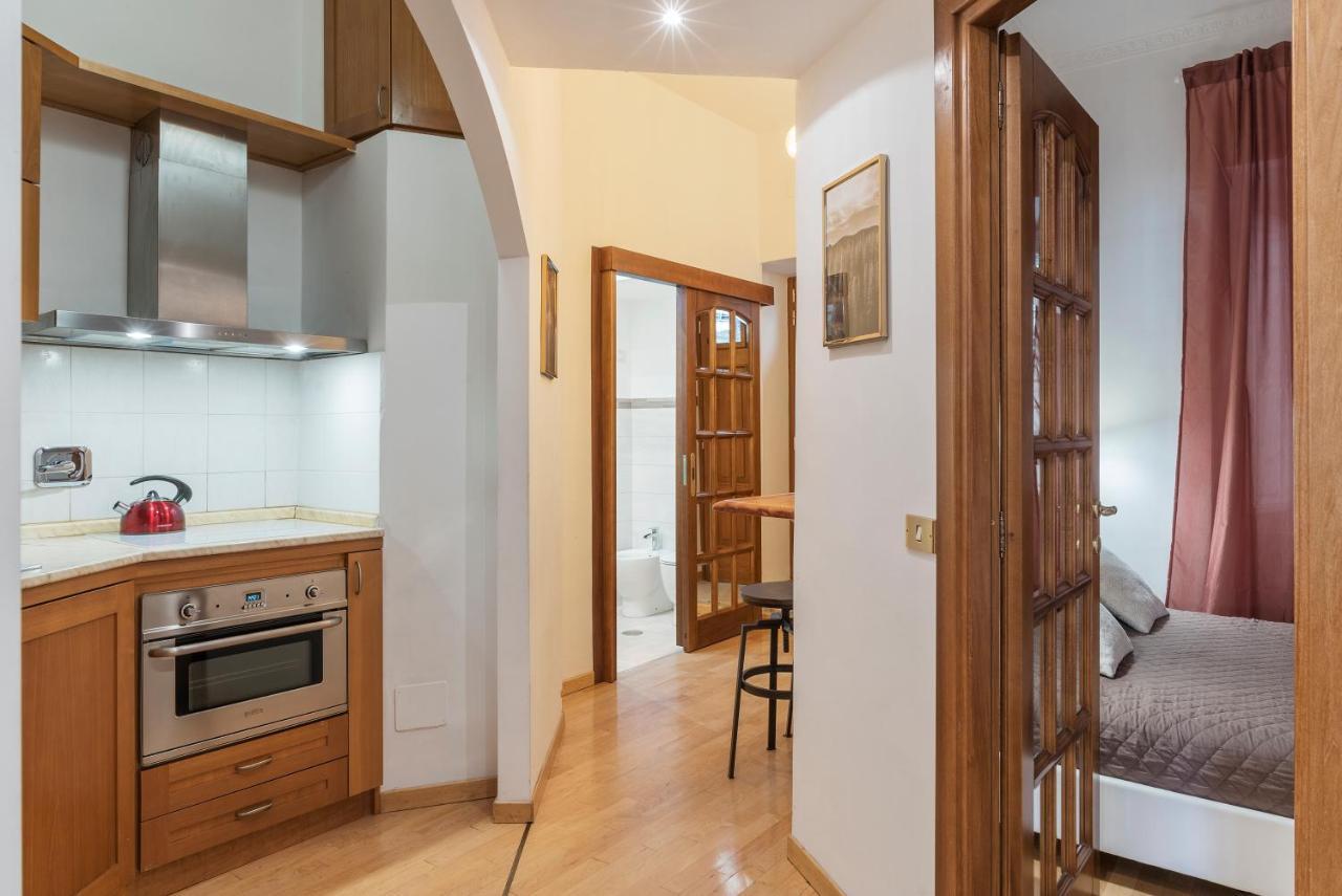 Multifunctional San Pietro * Rom